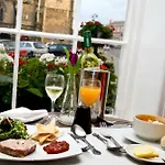 The Kings Head Hotel, Richmond, North Yorkshire - The Coaching Group מלון 4*