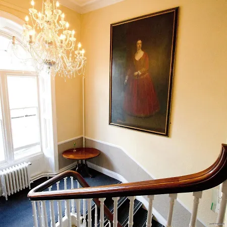 Otel The Kings Head Hotel, Richmond, North Yorkshire - The Coaching Group 4*